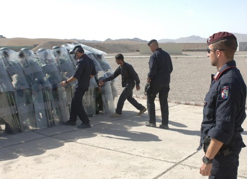 Carabinieri addestrano militari stranieri