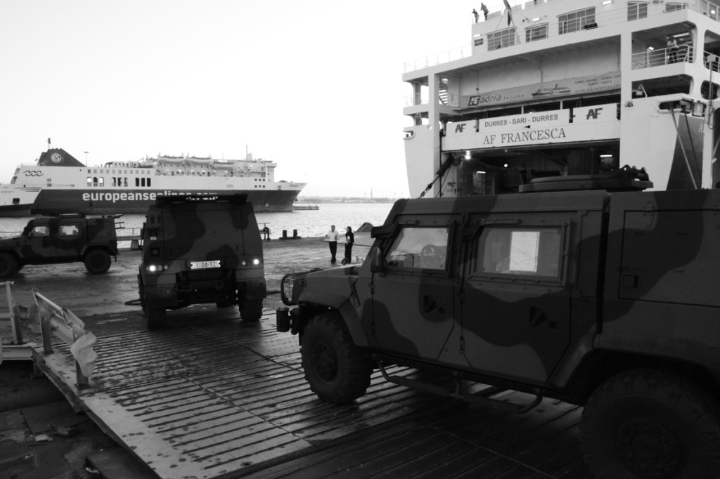 IMBARCO LANCIERI BARI 4