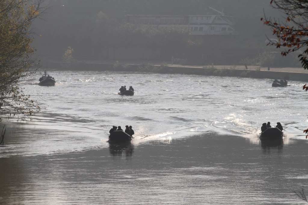 Fiume Tevere - Pattuglia fluviale area Ponte della Musica 