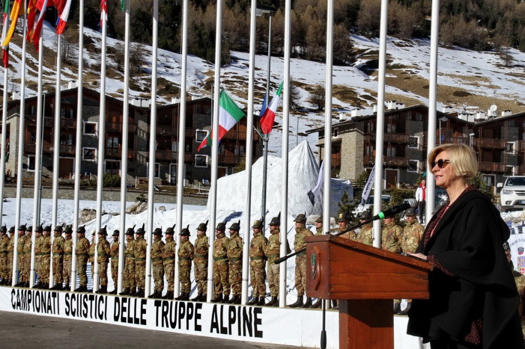 Il ministro della Difesa ai CaSTA