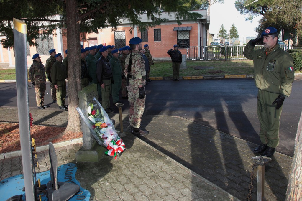 Deposizione corona ai caduti