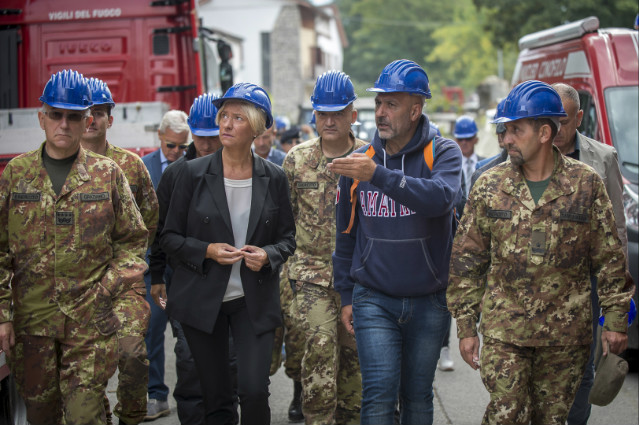 c7c5a15d-4ee6-4122-8887-6aec5569446c_dsc7637medium