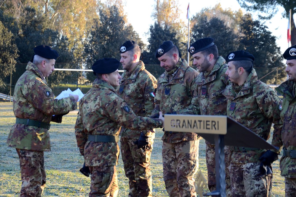 ss-05_consegna-dei-riconoscimenti-al-personale-che-si-e-distinto-in-servizio