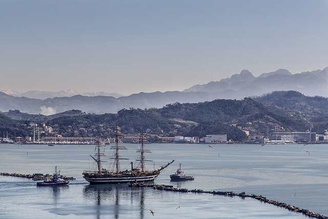 32896298864_70937e45de_z