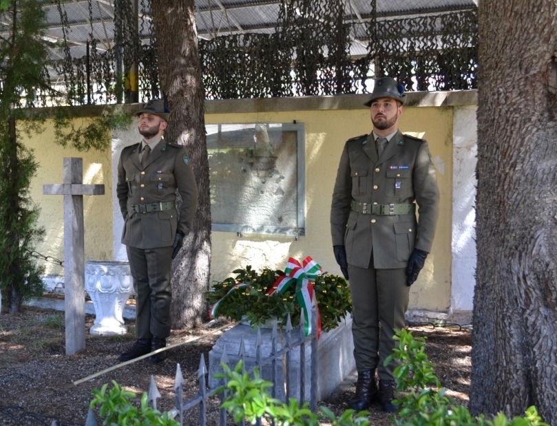 FOTO 2 DEPOSIZIONE CORONA