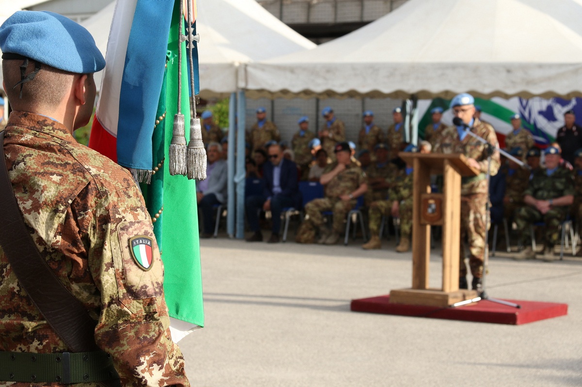 Bandiera di guerra del Reggimento Logistico