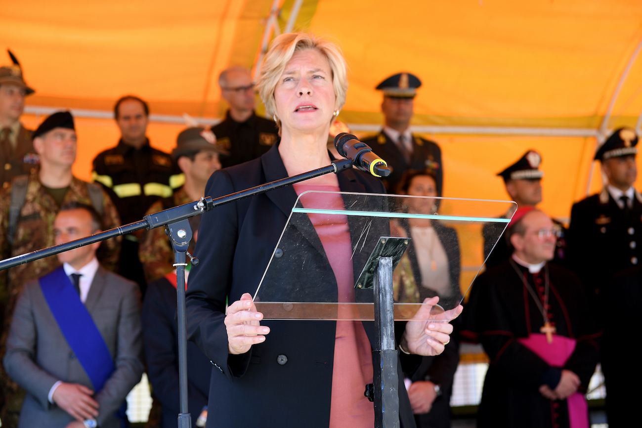 Il Ministro della Difesa Pinotti