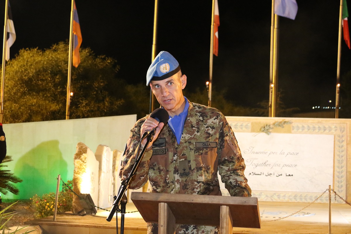 Il Generale Olla durante il suo discorso sulla devozione interreligiosa per la figura della Madonna