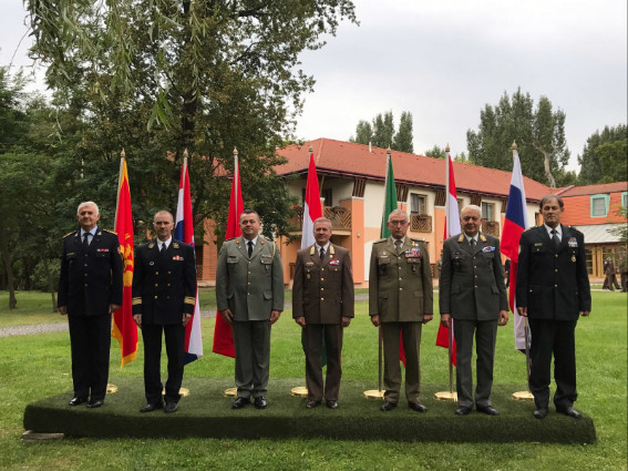 11318278-fa05-4d1a-b618-514146ce7676img-20170906-wa0009Medium