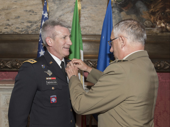 4fe51c62-bfbf-4bc9-9380-dab4f8dc7e94_dsc2952Medium