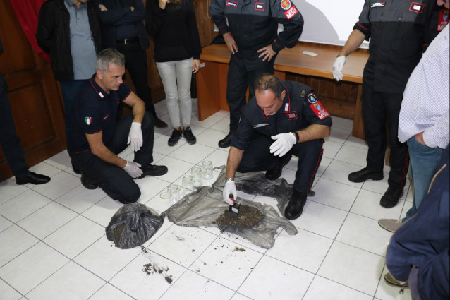 c92300de-8ce0-47ab-87ad-44df01d40c55img_6161Medium