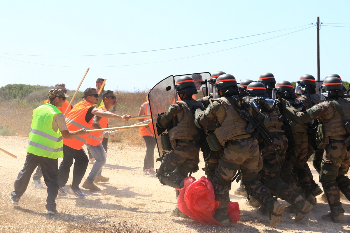Esercitazione dell'assetto CRC francese in coordinamento con la sala ope...