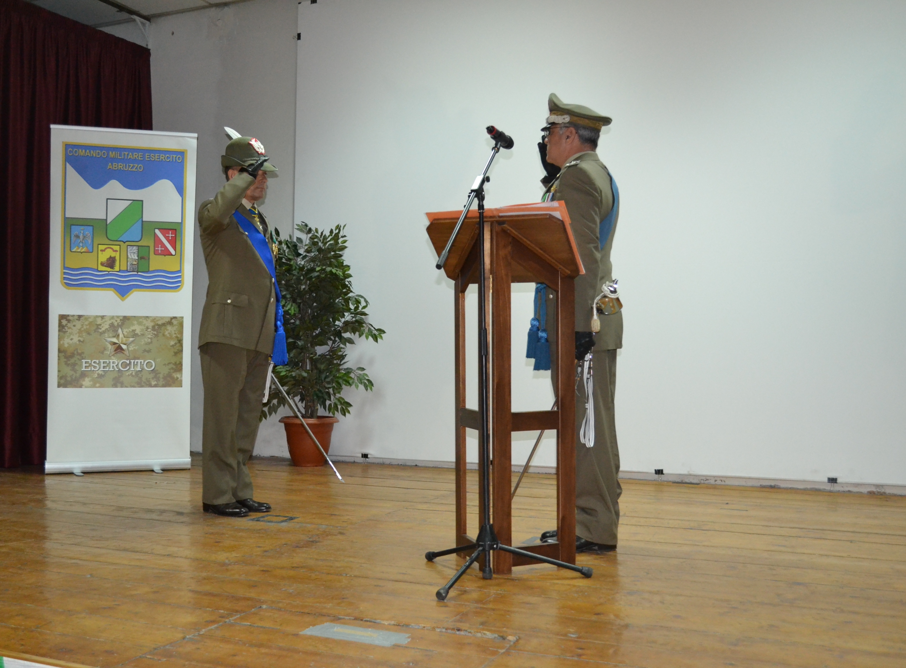 FOTO 2 - Gen.B. Di Giovanni, Gen.B. De Vito