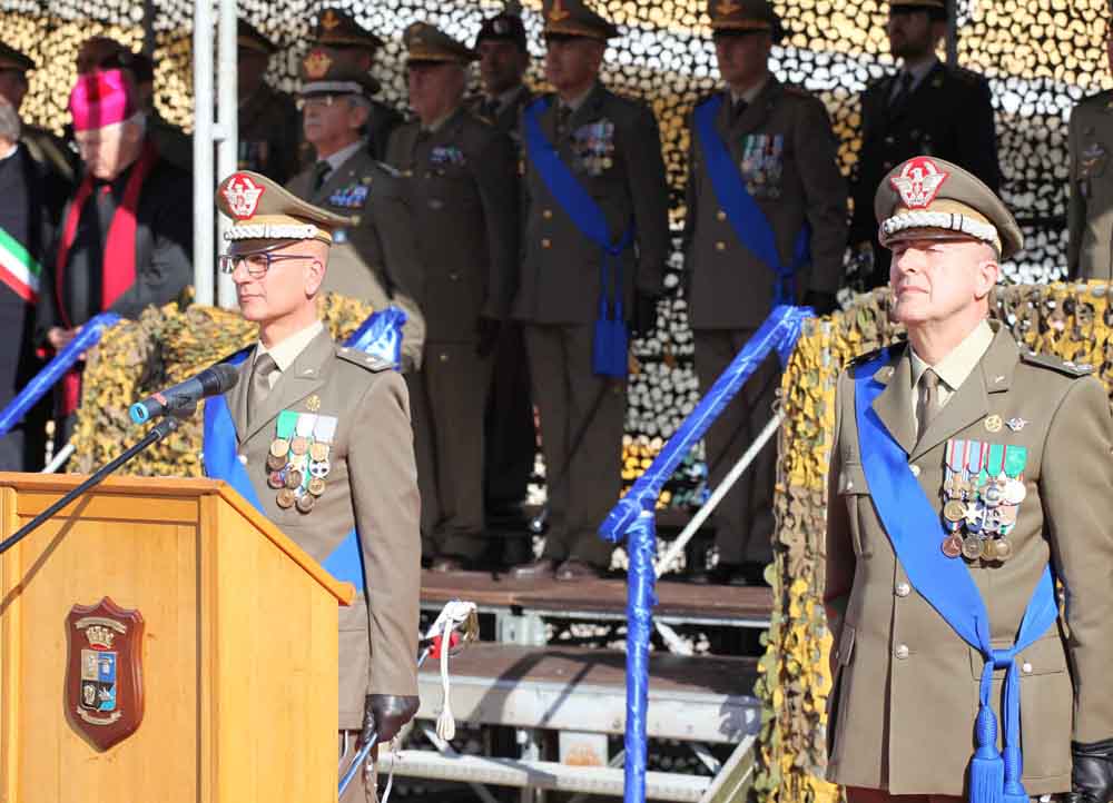 Il Gen. Barbera subentrante e il Gen. S. Loria cedente