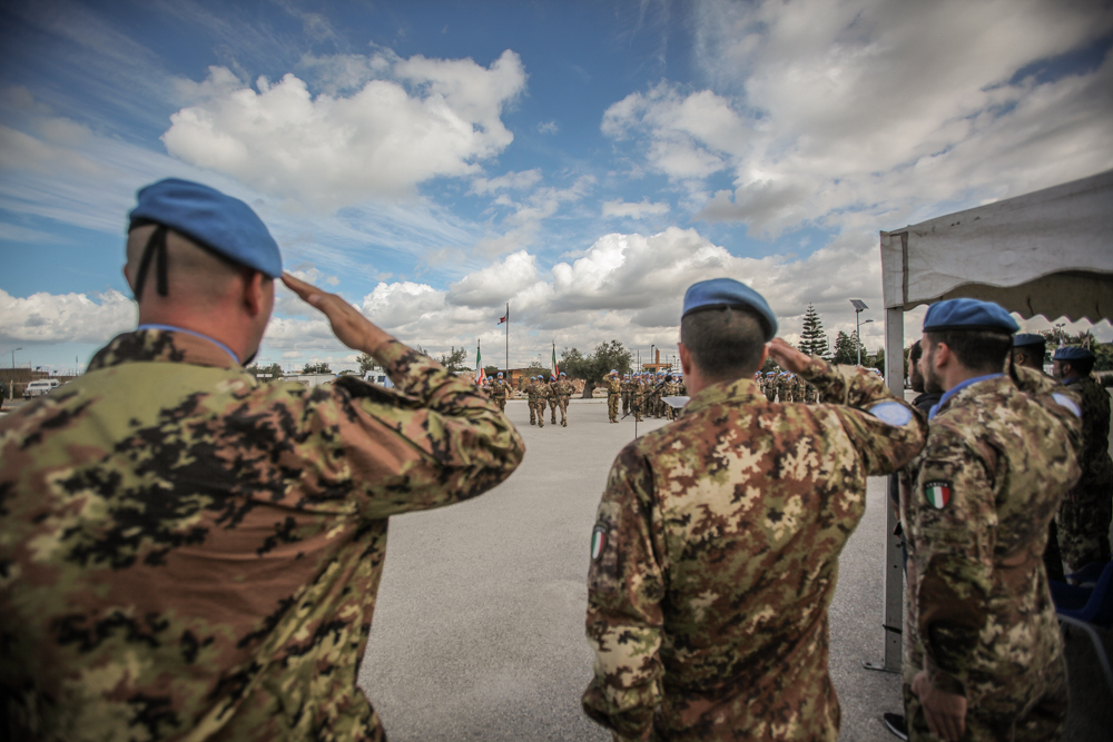 Libano: cambio di comando al gruppo supporto d’aderenza, il rgt logistico Folgore subentra al rgt logistico&nbsp;Aosta