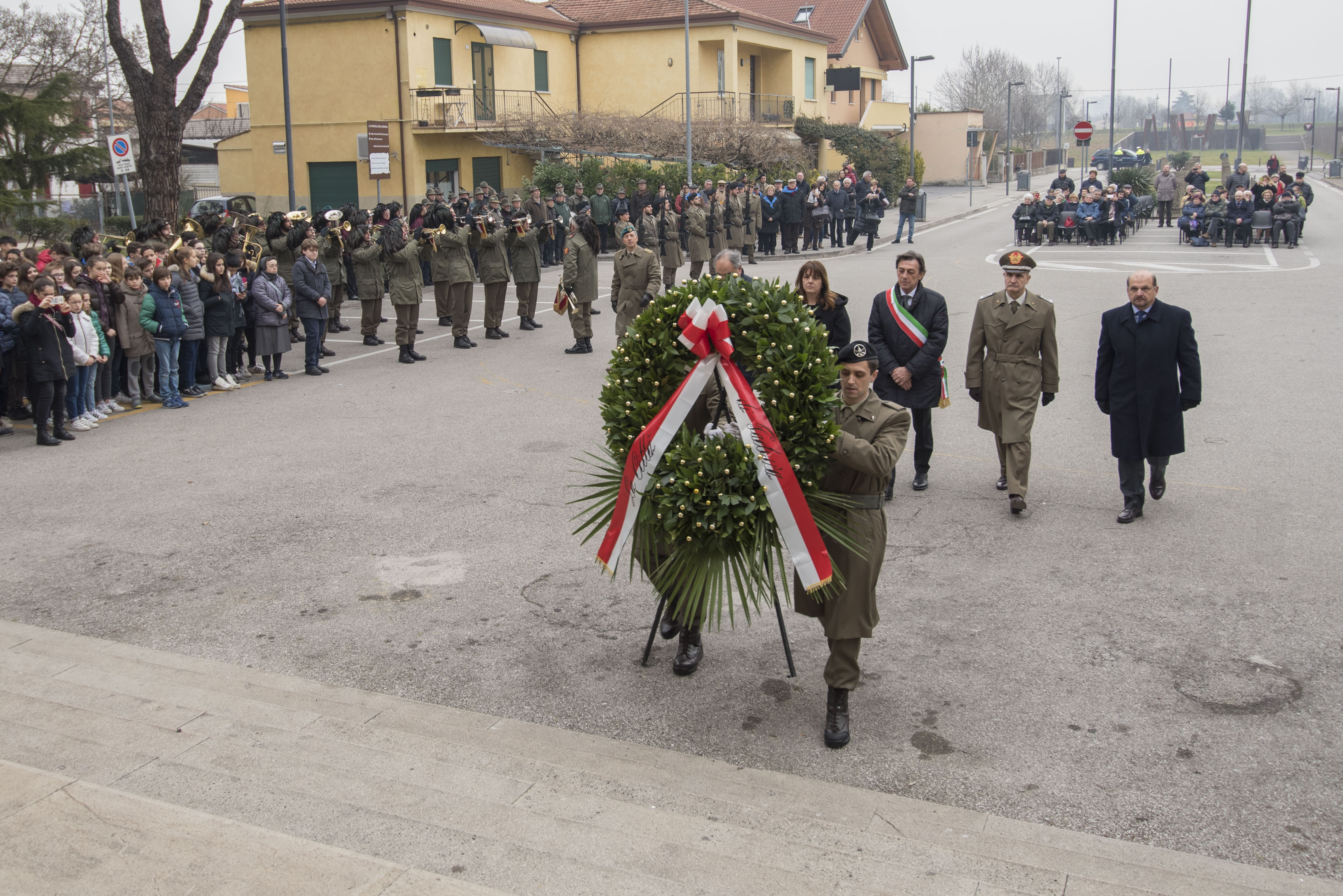 ok_-Deposizione-della-corona