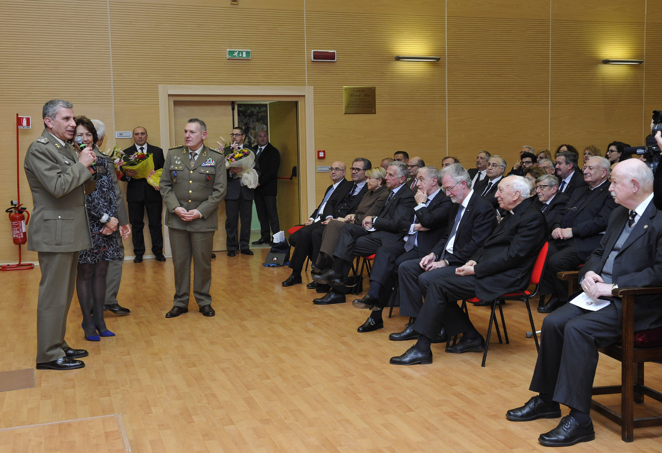 Il Vice Comandante Militare della Capitale al termine del concerto