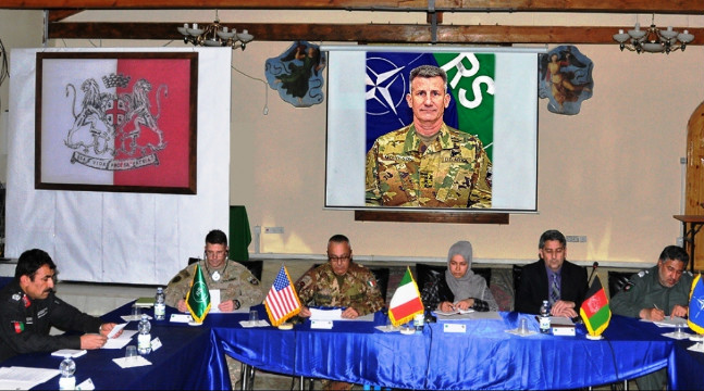 12a0c5a7-2e59-4ef7-877c-60f8481a8895lettura del discorso di apertura del simposioMedium