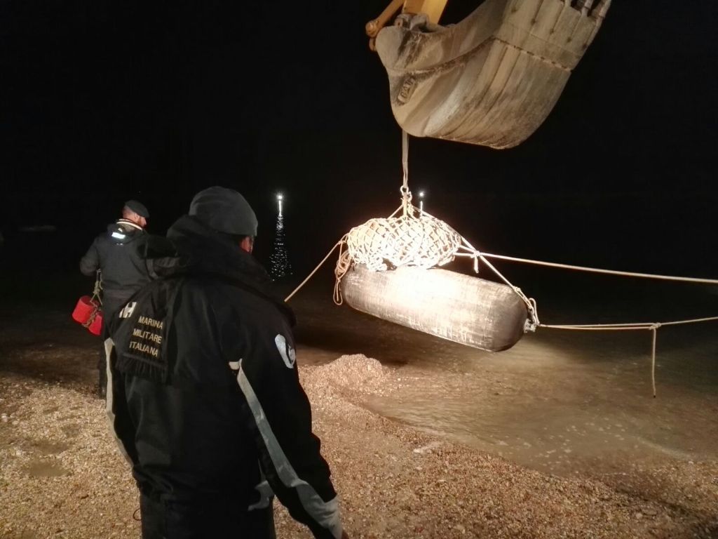 Difesa: operazione interforze di neutralizzazione ordigno della seconda guerra mondiale innescato&nbsp;accidentalmente