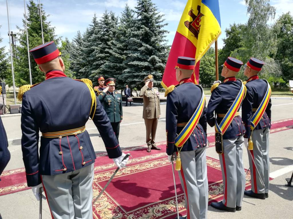 Difesa: il generale Claudio Graziano nella Repubblica della&nbsp;Moldavia