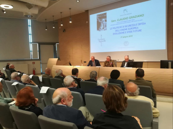 Il generale Claudio Graziano a Torino per la lecture Altiero Spinelli del centro studi sul&nbsp;federalismo