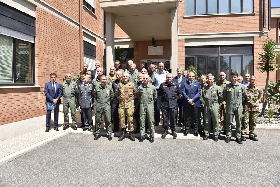 0e1993f7-f773-42af-a852-6e53ca3b776d1ecee616-b3e9-46f9-9684-c2c0b837c2f1