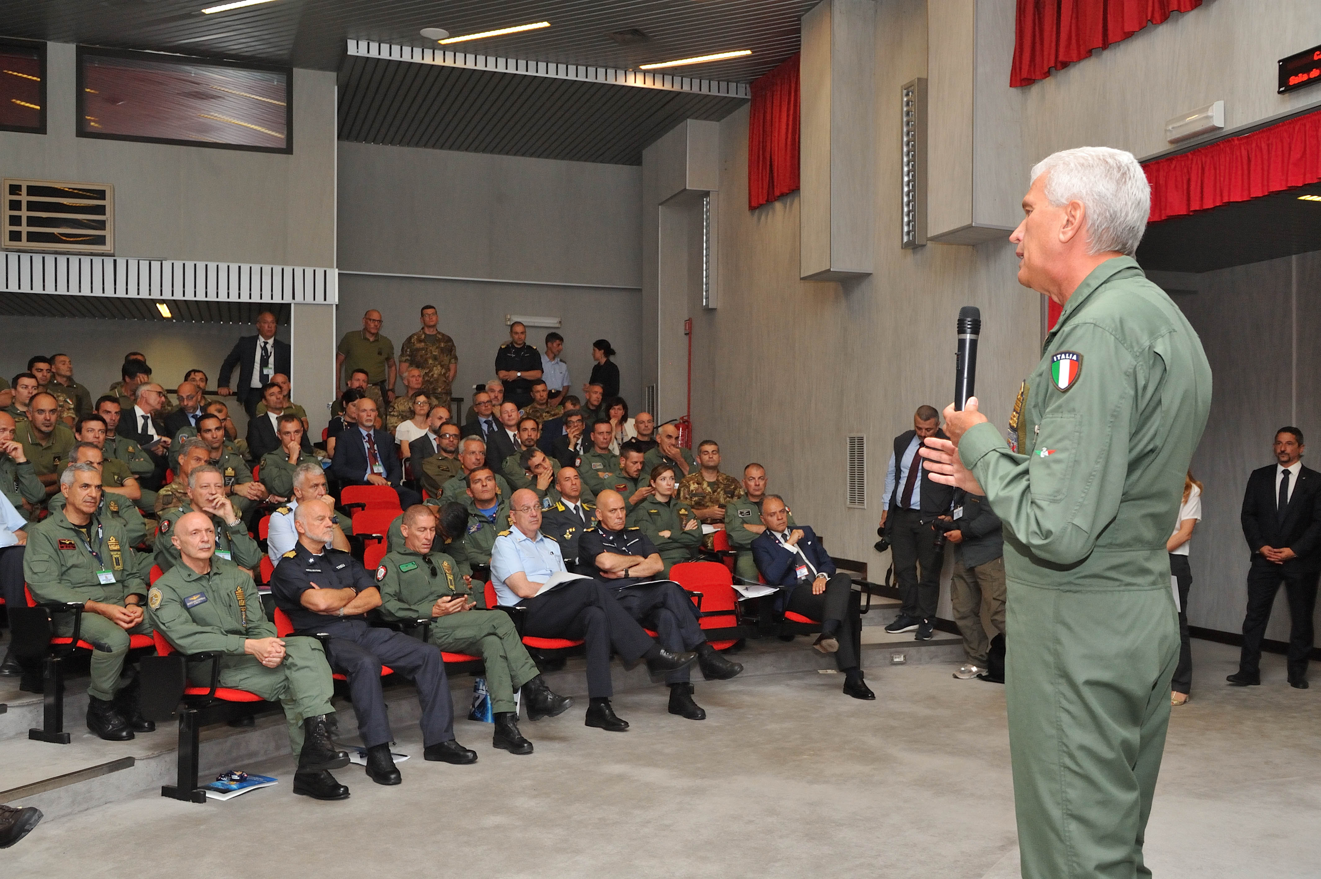 10 - Intervento del Gen. Caputo, Sottocapo di Stato Maggiore AM