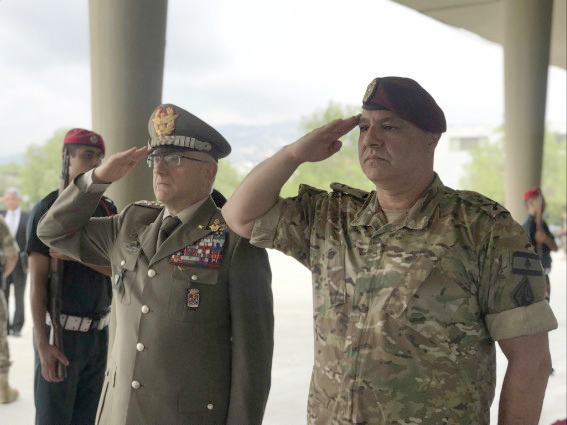 Beirut: il capo di SMD incontra il comandante delle forze armate&nbsp;libanesi