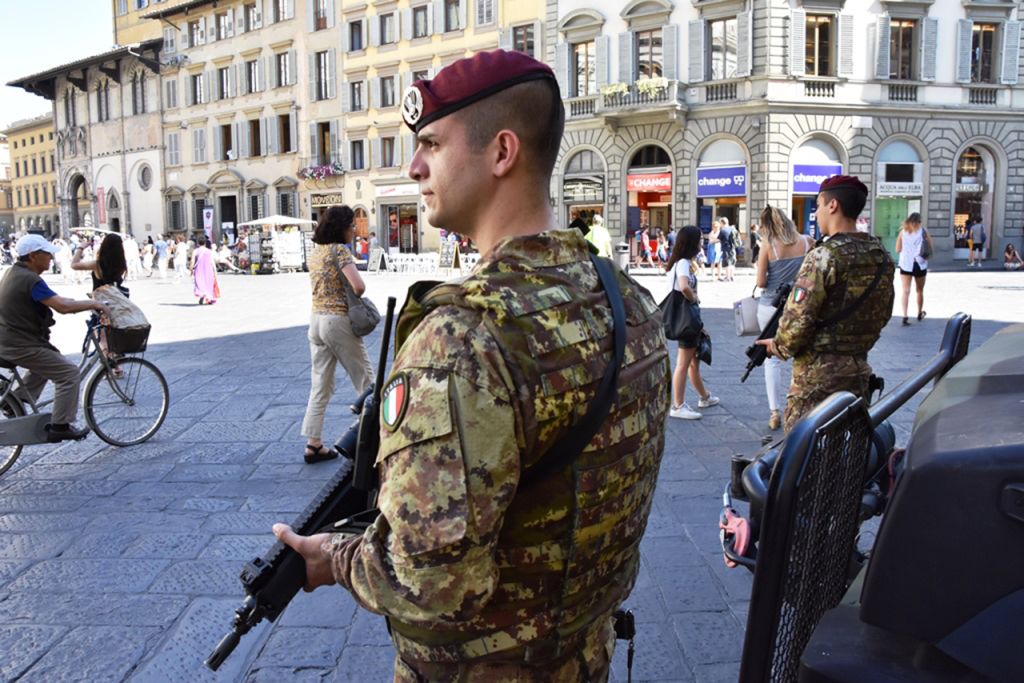 Oltre 18.000 soldati dell’Esercito  impegnati a Ferragosto in attività operative, in Italia e all’estero