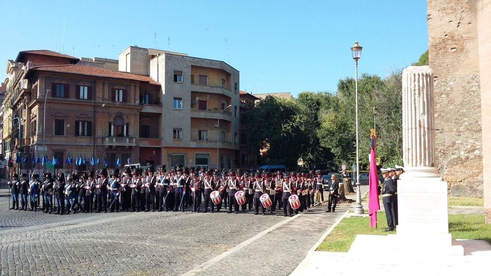 41277419_2126895277322776_908032691411091456_o