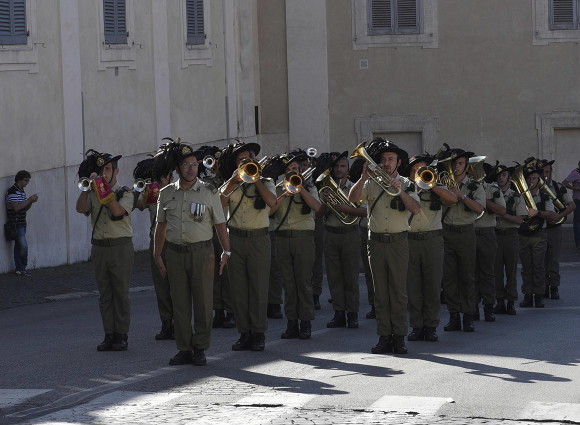 8538a4af-feb5-40bc-b852-d23c158f8a9808Medium