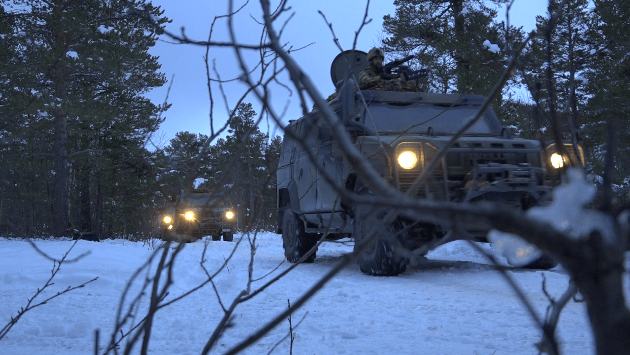 4. Mezzi italiani in avanzata