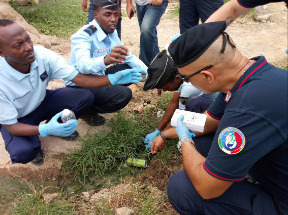 MIADIT Somalia 10, concluso il corso per operatori ambientali svolto dai Carabinieri nelle&nbsp;scuole