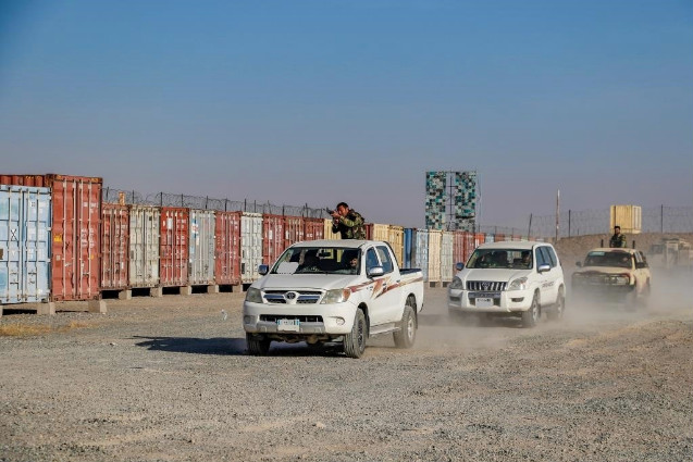 851a020b-3edc-4453-8c6b-c04c90122503foto 8 - dispositivo scorta in movimentoMedium