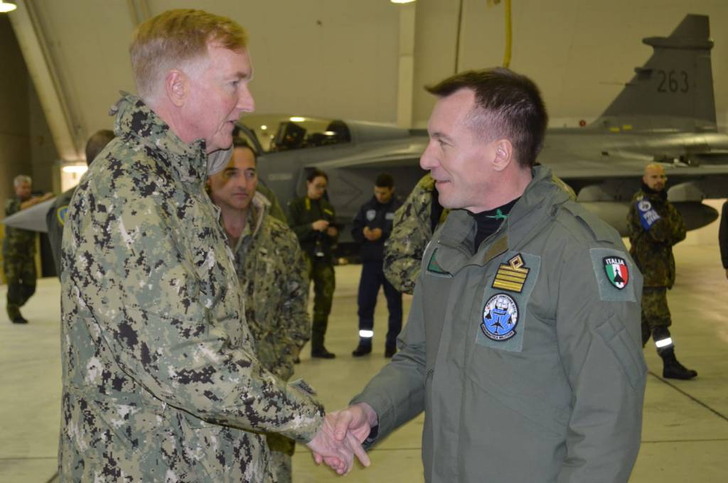 Esercitazione NATO Trident Juncture 2018: il comandante di JFC Naples in visita alla base aerea di&nbsp;Bodo