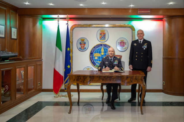 2856115a-bf4e-45e8-99d5-8b33999abef9bp5u6184Medium