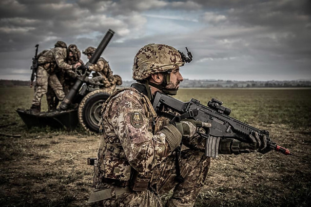 548b8d13-9f97-4629-a03a-6d2716f91e571 (6)Medium