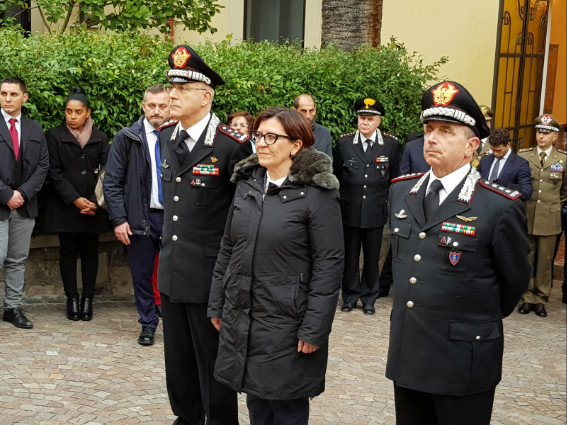 5609a519-9bc3-40f7-a624-4440d76cfb7bccmedium