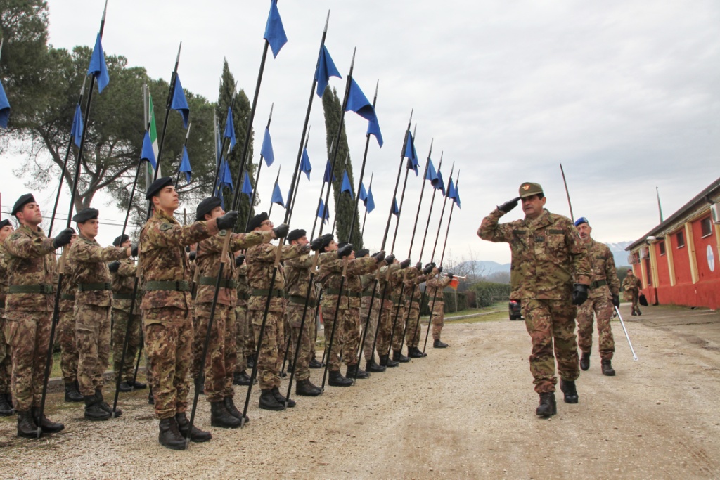 onori al comandante logistico_ospedale veterinario militare