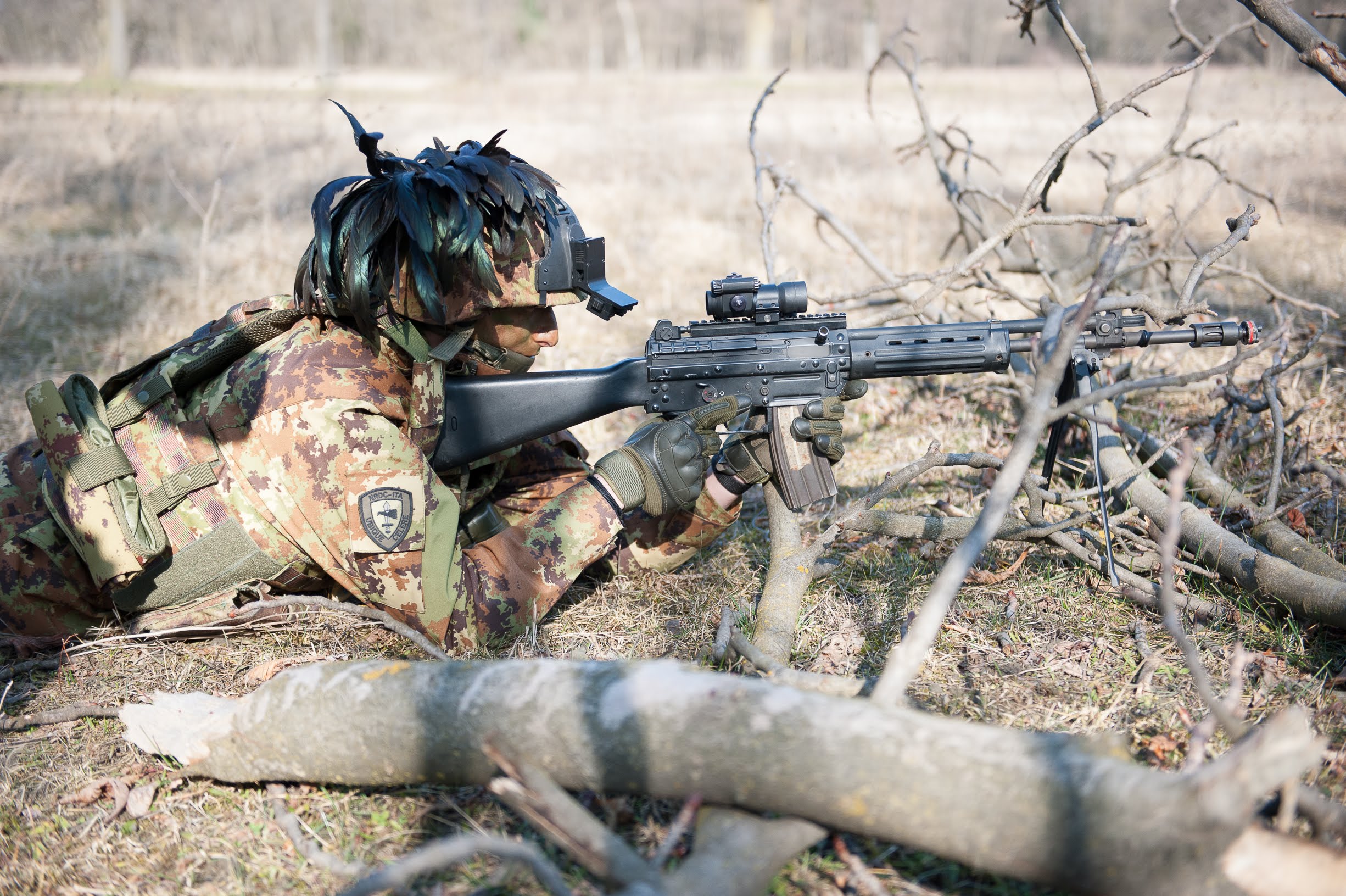 Un soldato impegnato nella Eagle Light III.jpg