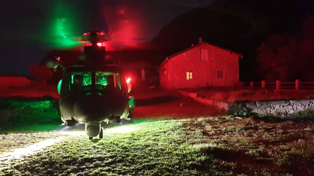 Aeronautica: soccorso nella notte un escursionista infortunato sul Monte&nbsp;Falerzio