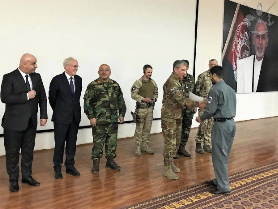 4c92b22e-cb93-4384-a3ea-d53ff23c54dcmissione in afganistan (1)Medium