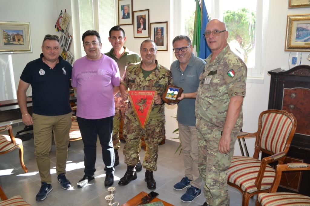 FOTO2 Saluto finale Iovinelli lucarini