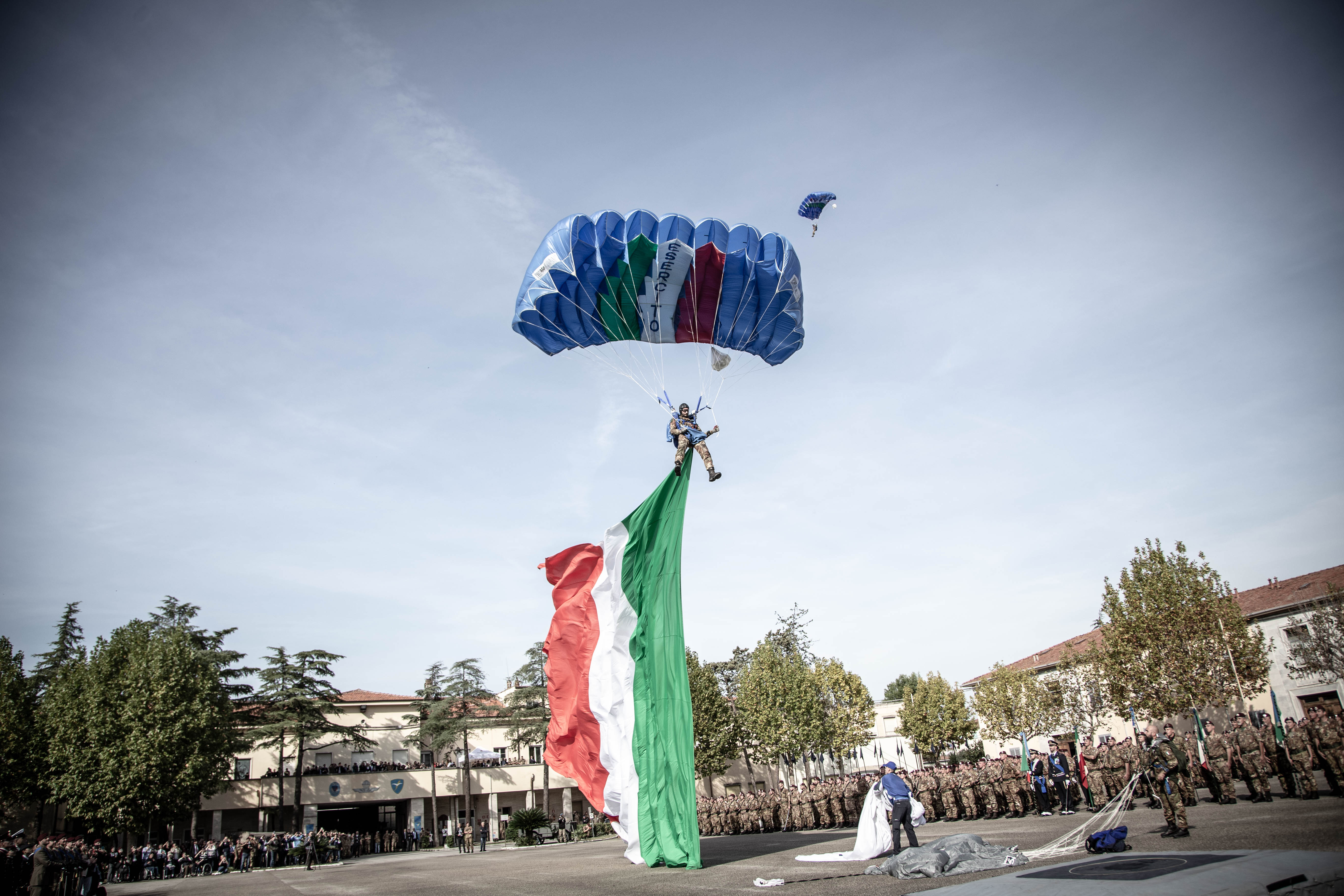lancio del tricolore