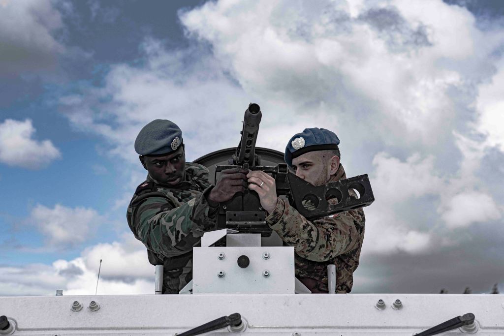 Libano, familiarizzazione tra le truppe, militari italiani, ganesi e malesi si sono confrontati&nbsp;(video)