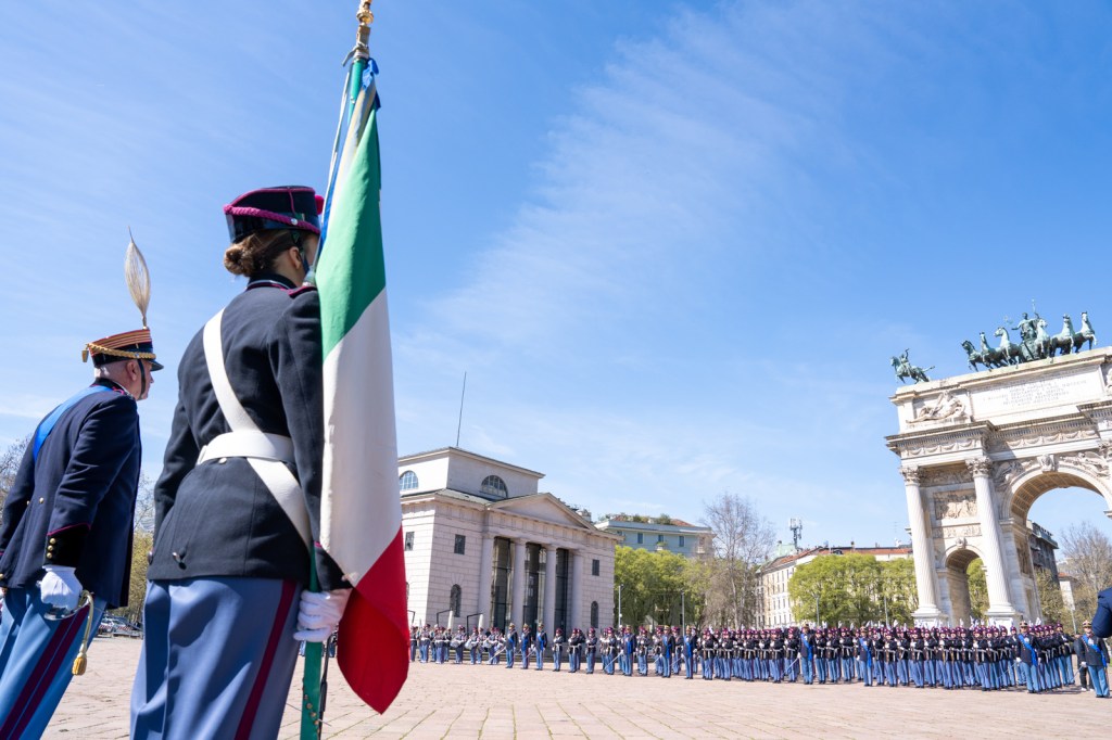 Milano, giuramento alla Teulié: 82 allievi del corso “Marinetti II” entrano nell’Esercito